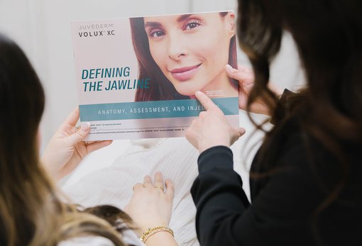 Defining the jawline pamphlet